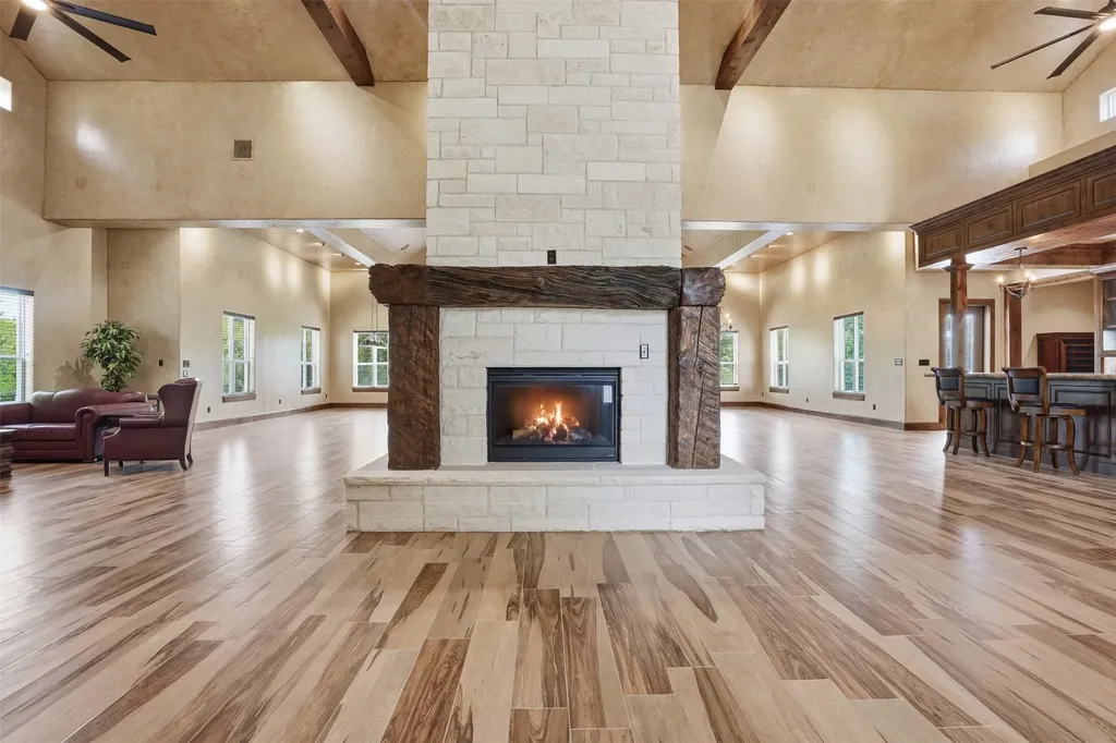 9310 Bellechase Road Granbury TX 76049