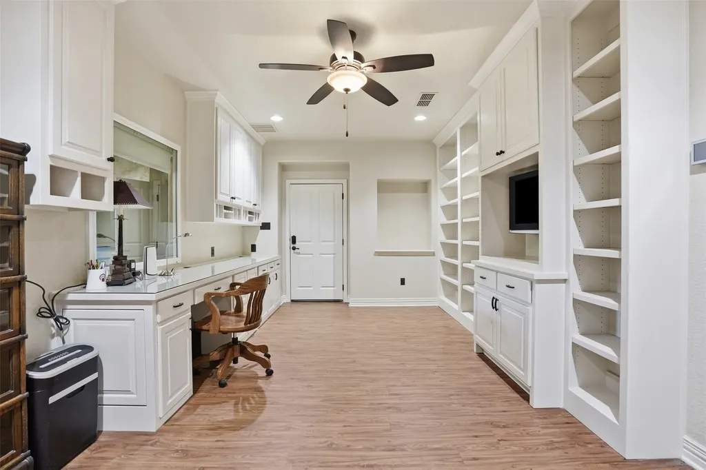 9310 Bellechase Road Granbury TX 76049