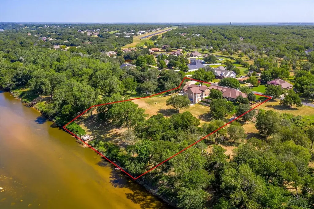 9310 Bellechase Road Granbury TX 76049