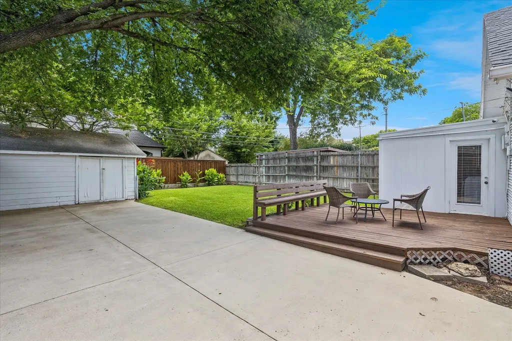 3821 W 5th Street Fort Worth TX 76107