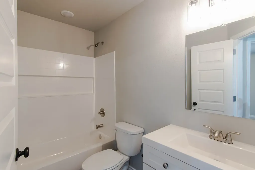 806 E 12th Street Bonham TX 75418