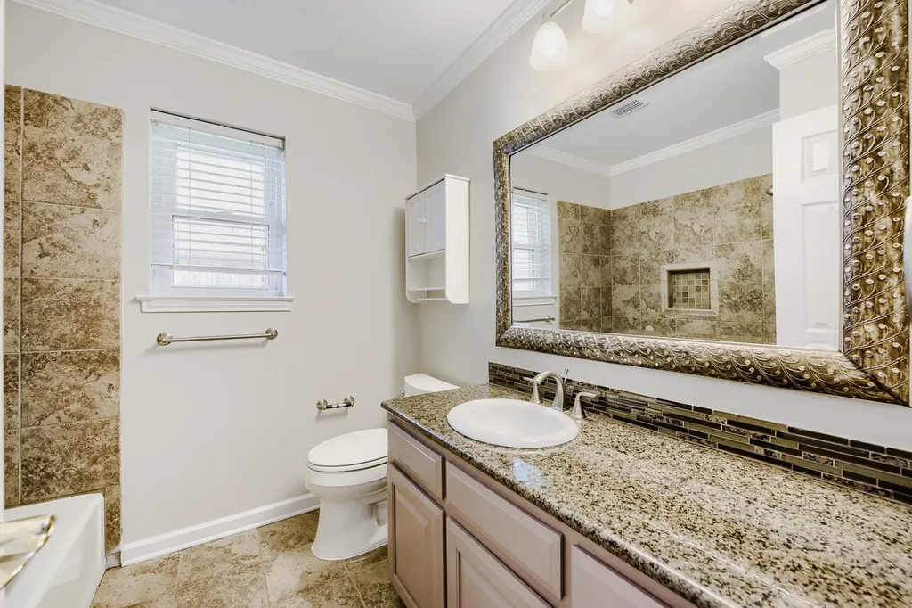 10104 Stoneleigh Drive Benbrook TX 76126