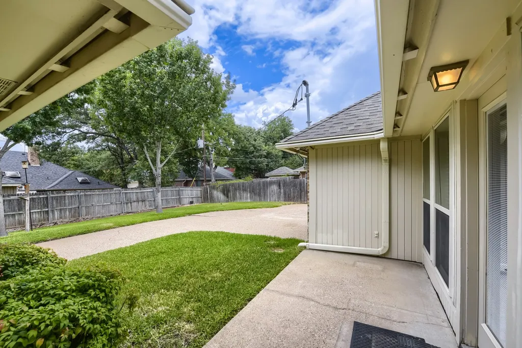 11 Kim Court Mansfield TX 76063