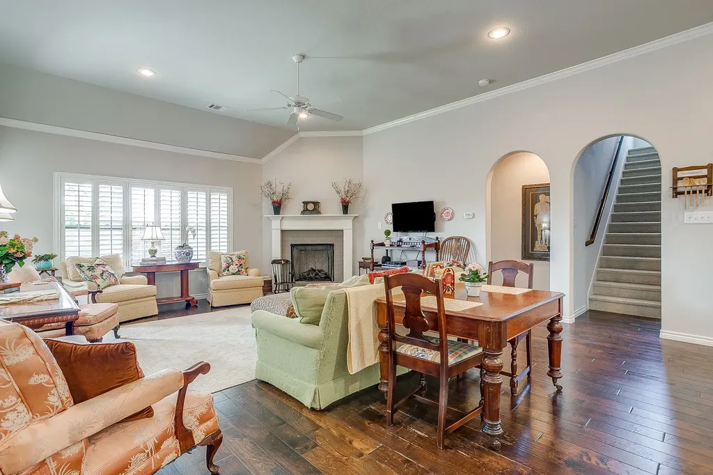 110 Parkview Drive Aledo TX 76008