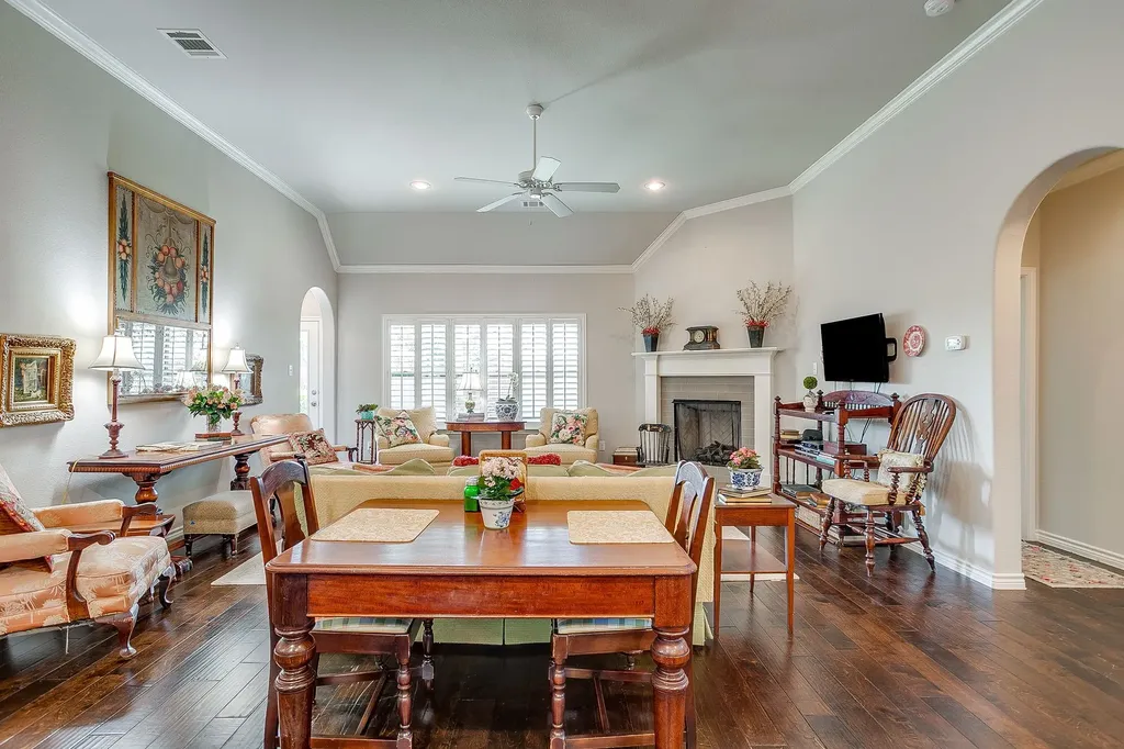 110 Parkview Drive Aledo TX 76008