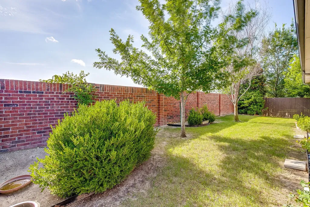 110 Parkview Drive Aledo TX 76008