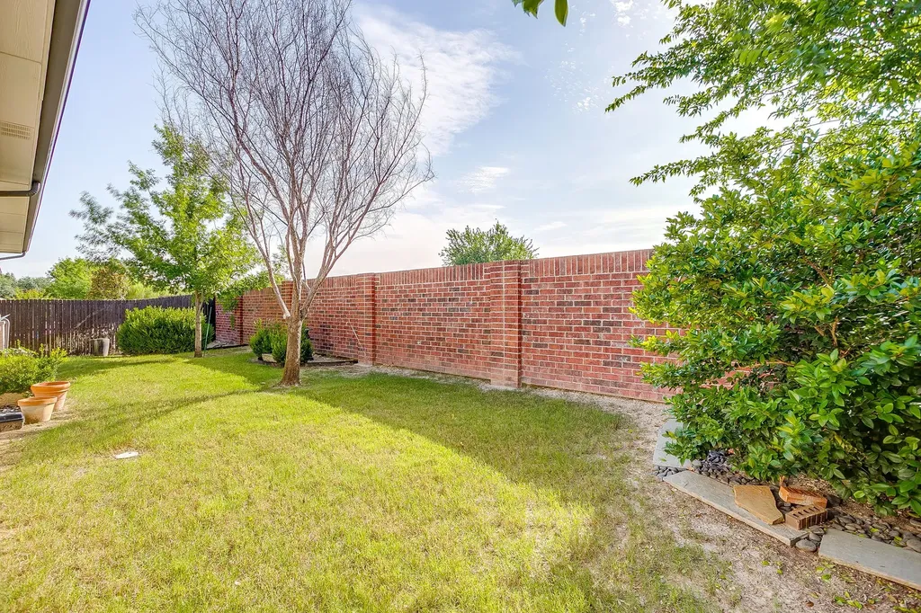 110 Parkview Drive Aledo TX 76008