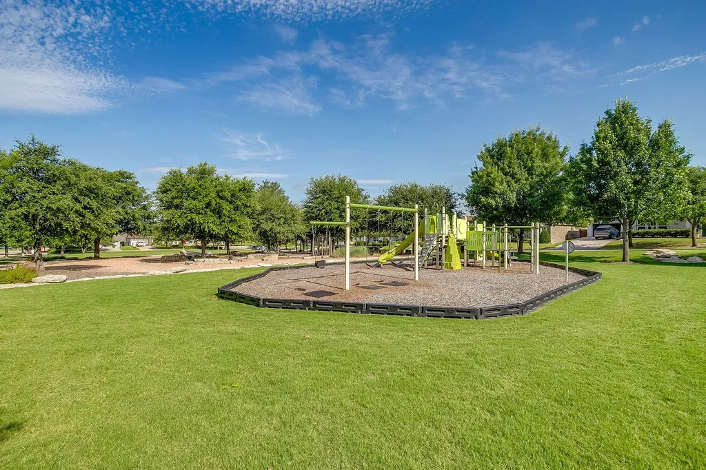 110 Parkview Drive Aledo TX 76008