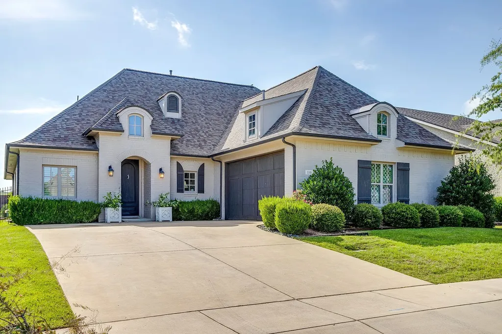 110 Parkview Drive Aledo TX 76008