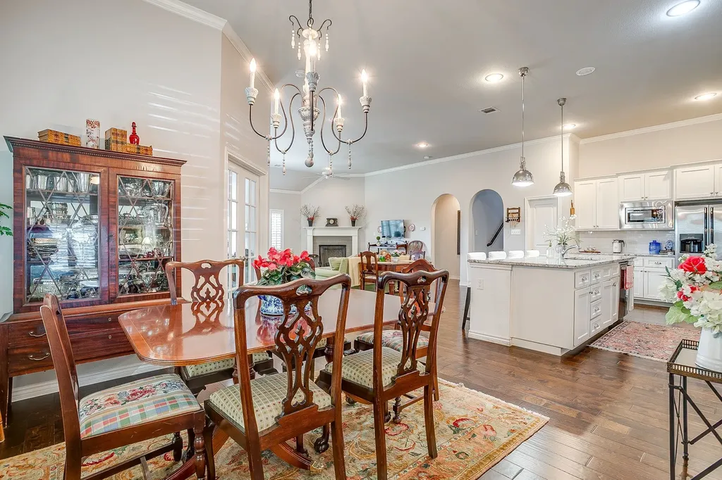 110 Parkview Drive Aledo TX 76008
