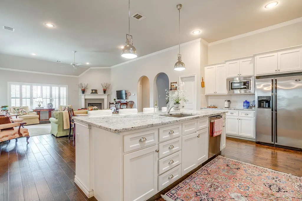 110 Parkview Drive Aledo TX 76008