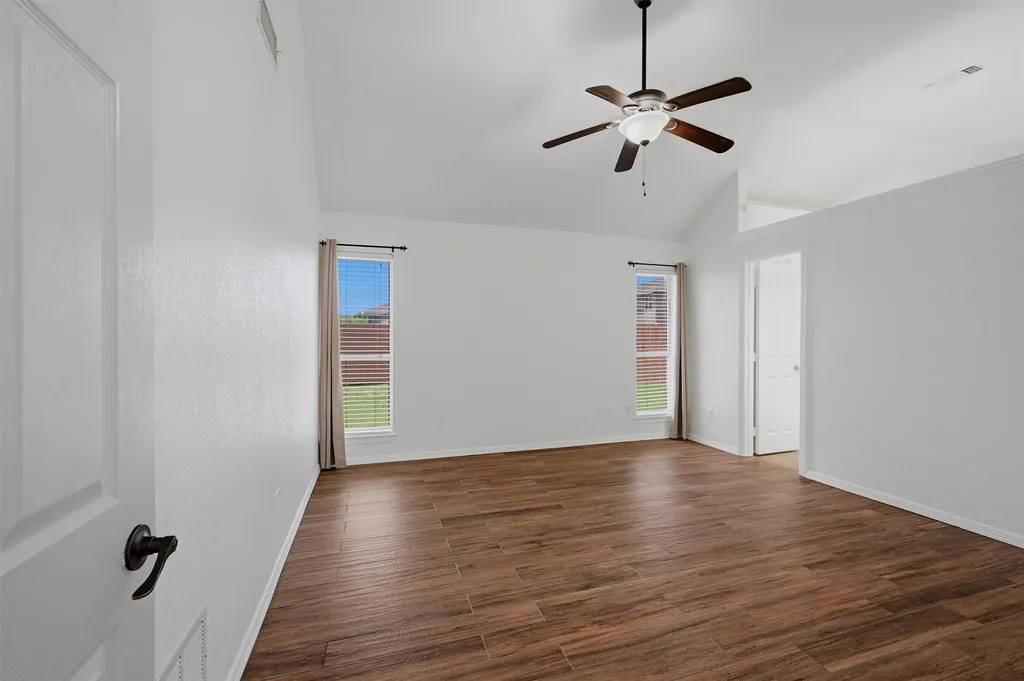 806 Birch Circle Van Alstyne TX 75495