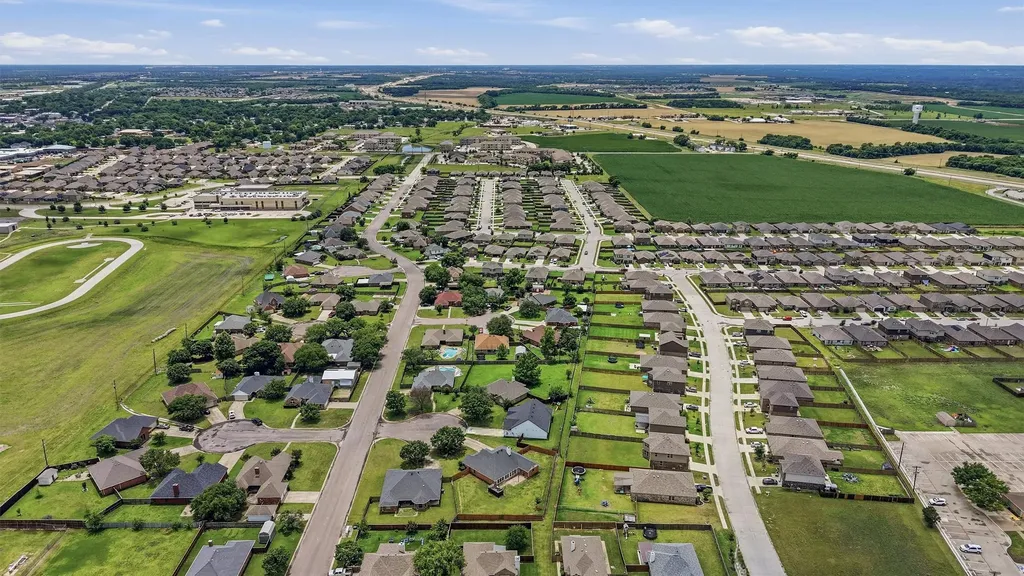 806 Birch Circle Van Alstyne TX 75495