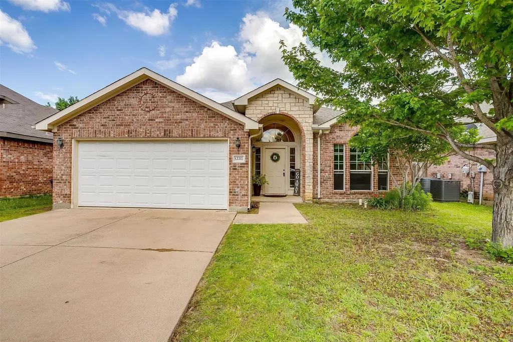 12217 Shadow Wood Trail Fort Worth TX 76028