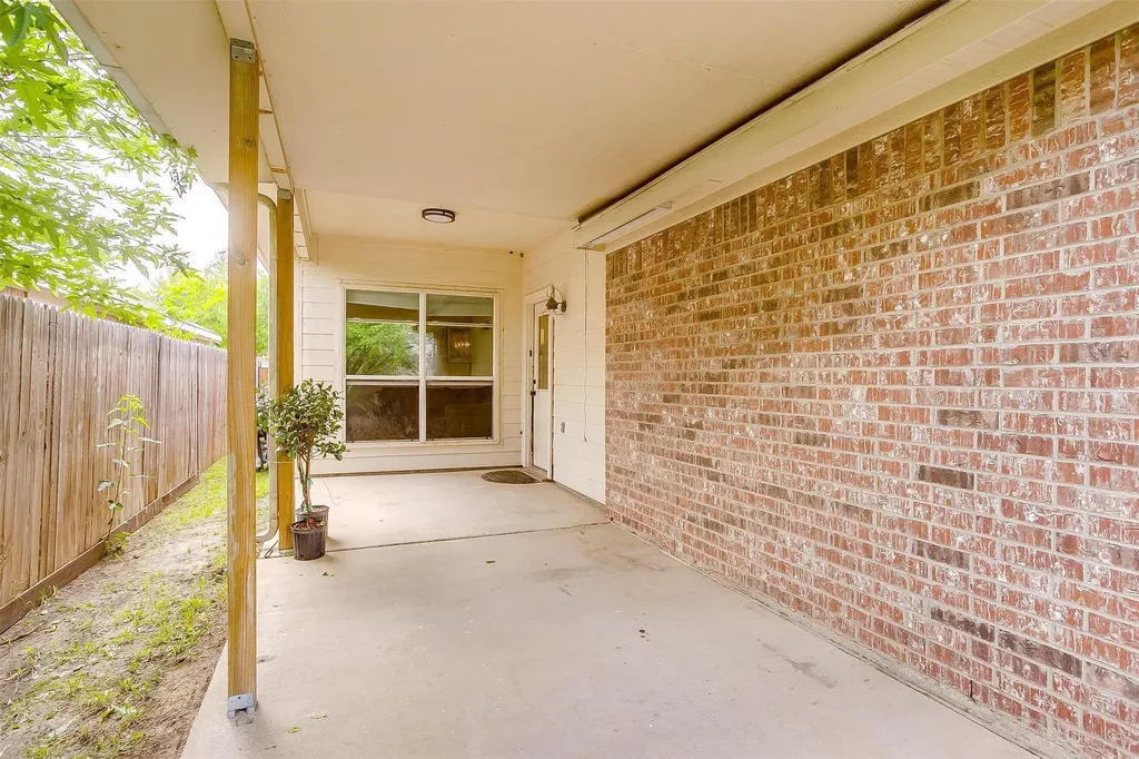 12217 Shadow Wood Trail Fort Worth TX 76028