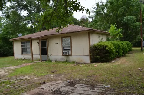 1508 Highway 135 Overton TX 75684