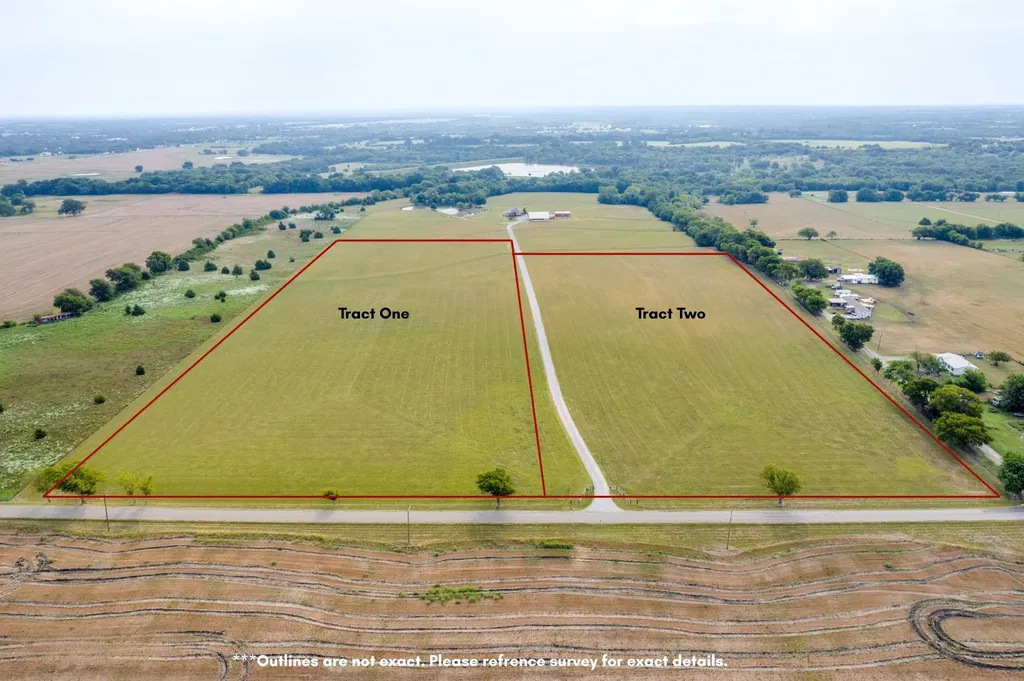 1400 Sears (2) Road Bells TX 75414