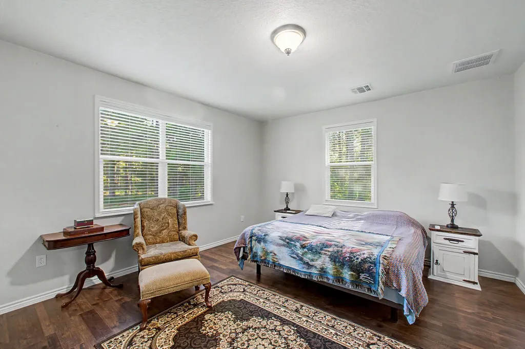 2874 An County Road Palestine TX 75803