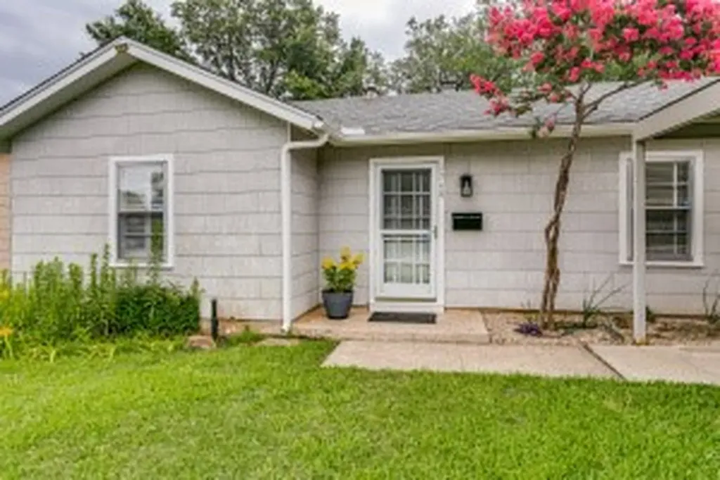 1748 Fagan Drive Blue Mound TX 76131