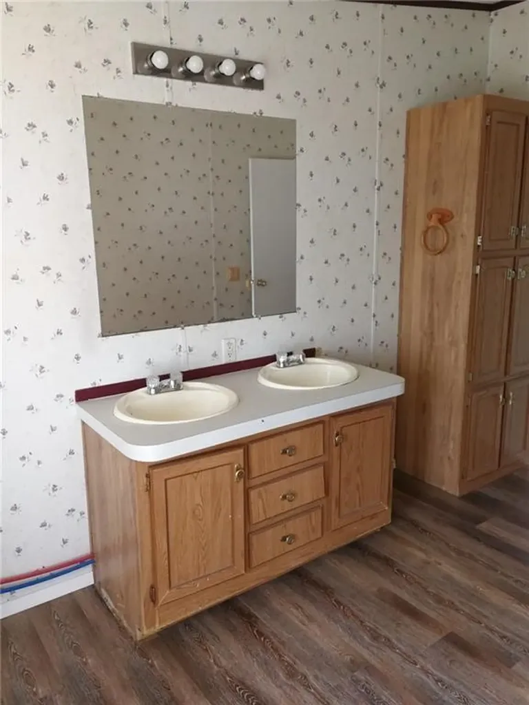 120 Pine Ridge Circle Southmayd TX 75092