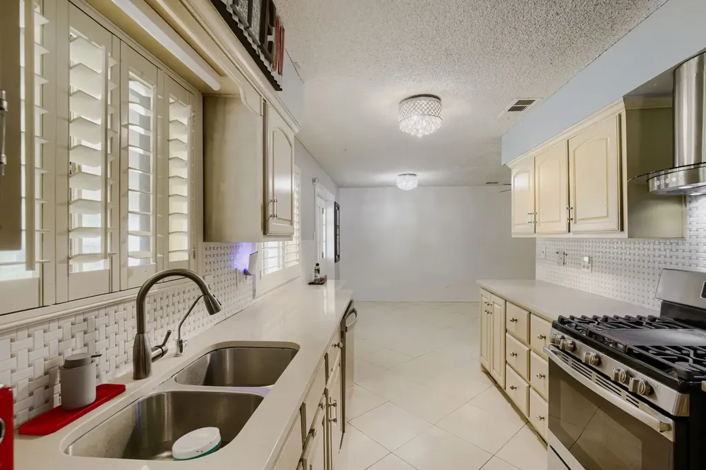 14303 Seminole Street Balch Springs TX 75180