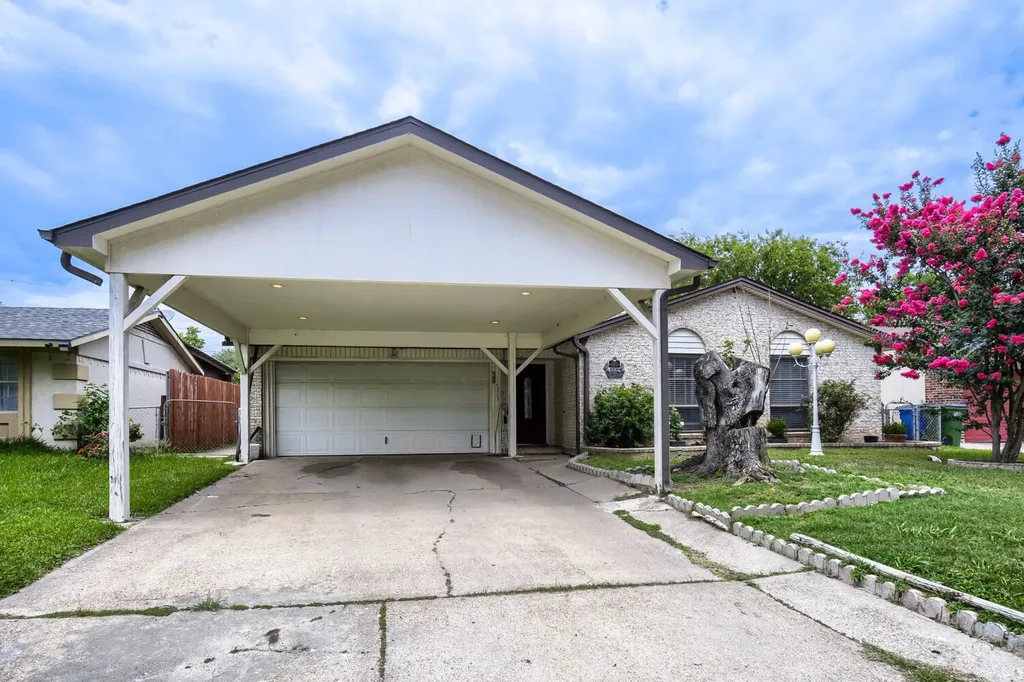 14303 Seminole Street Balch Springs TX 75180