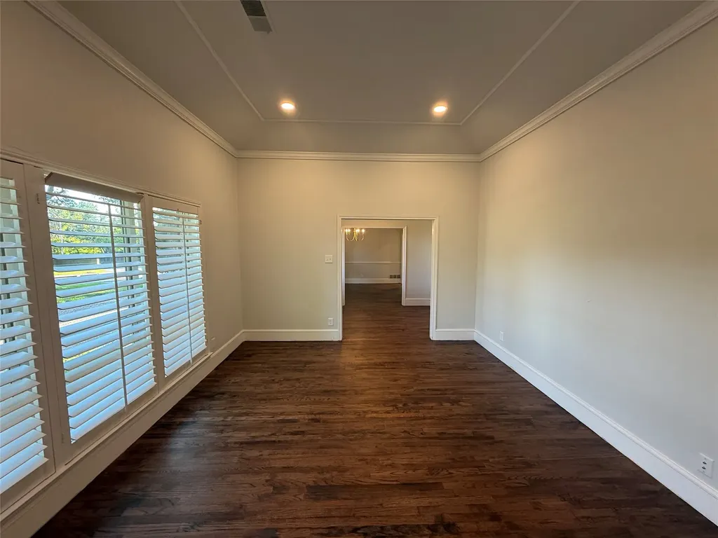 6911 Gateridge Drive Dallas TX 75254