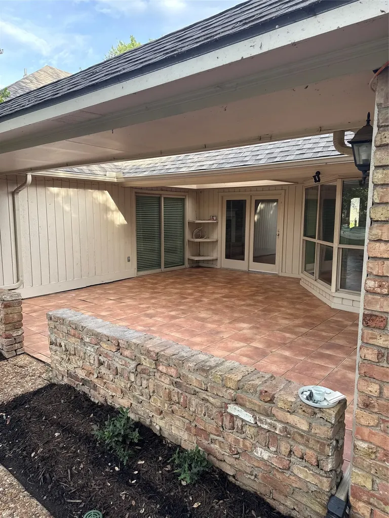 6911 Gateridge Drive Dallas TX 75254