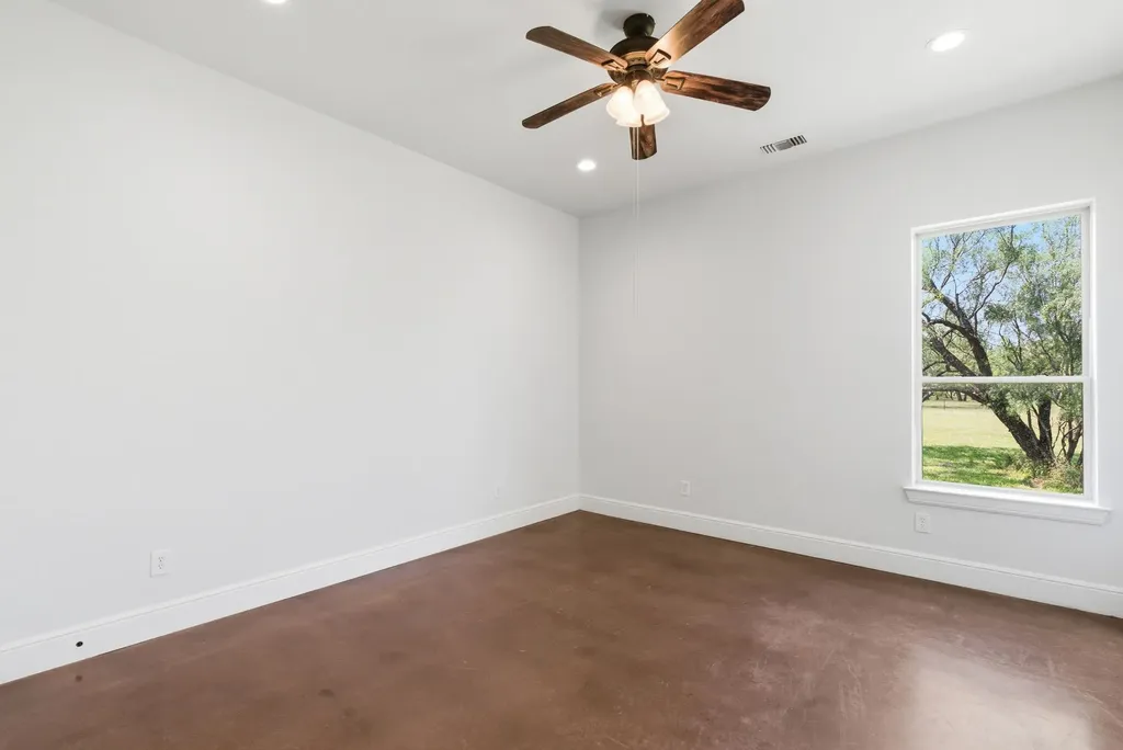927 Prickly Pear Trail Gordon TX 76453