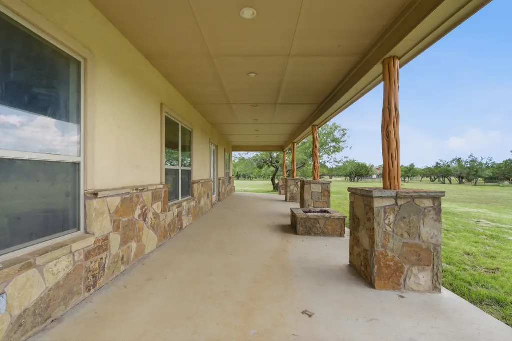 927 Prickly Pear Trail Gordon TX 76453