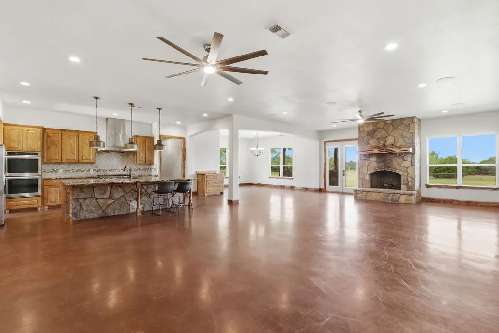 927 Prickly Pear Trail Gordon TX 76453