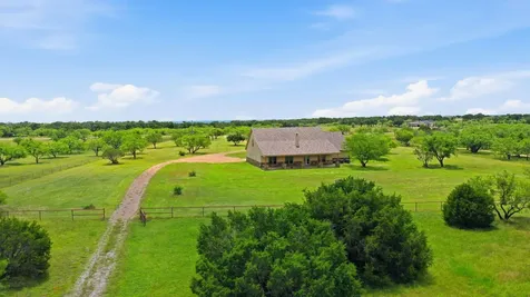927 Prickly Pear Trail Gordon TX 76453