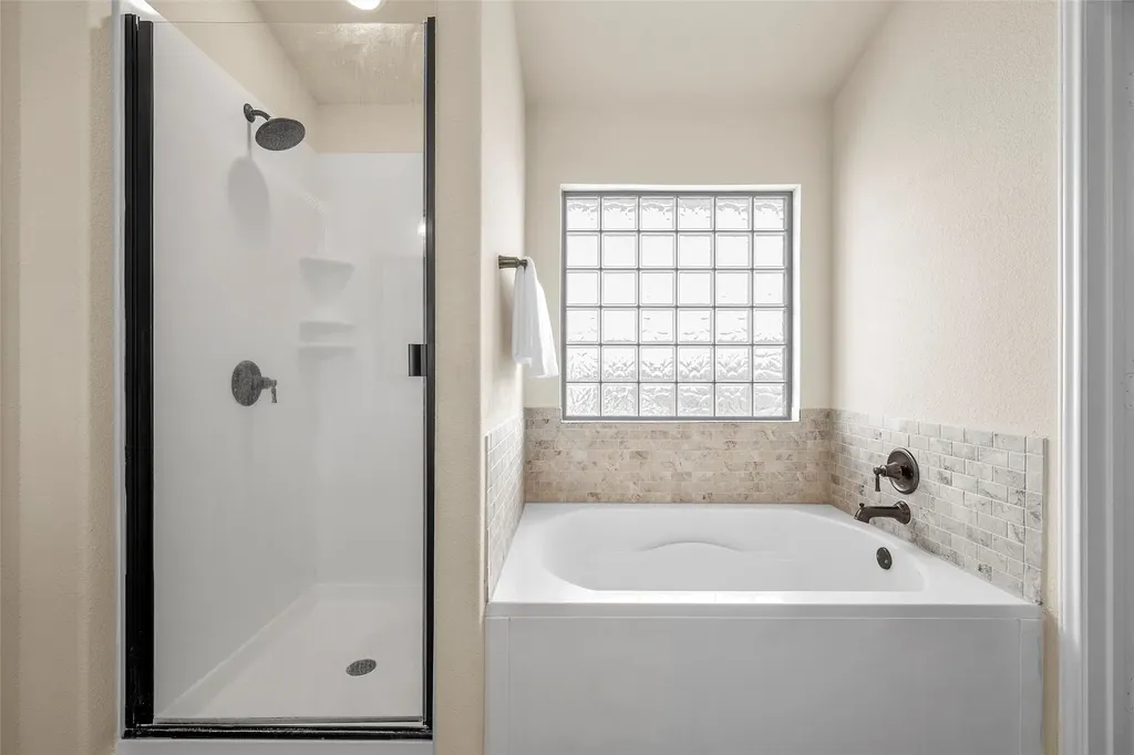 825 Wessex Waco TX 76712