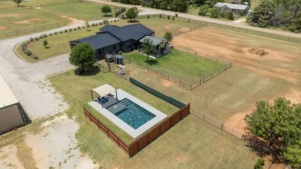 625 County Road 274 Tuscola TX 79562