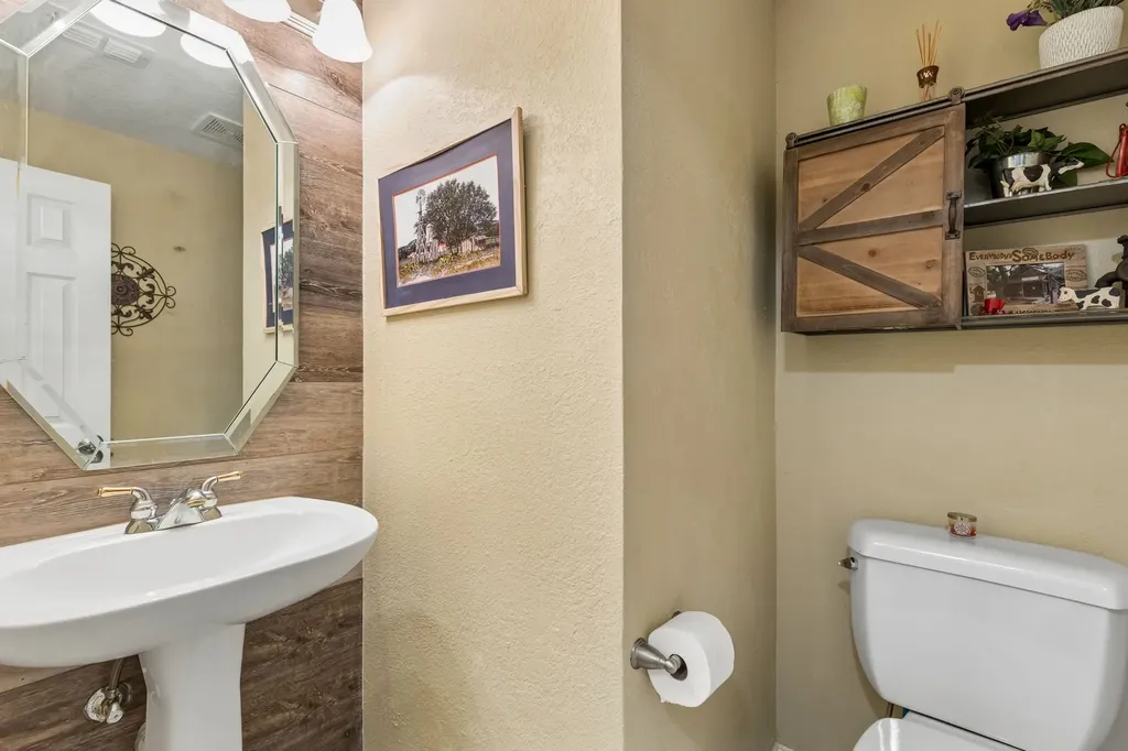 8410 Lexington Court Rowlett TX 75089