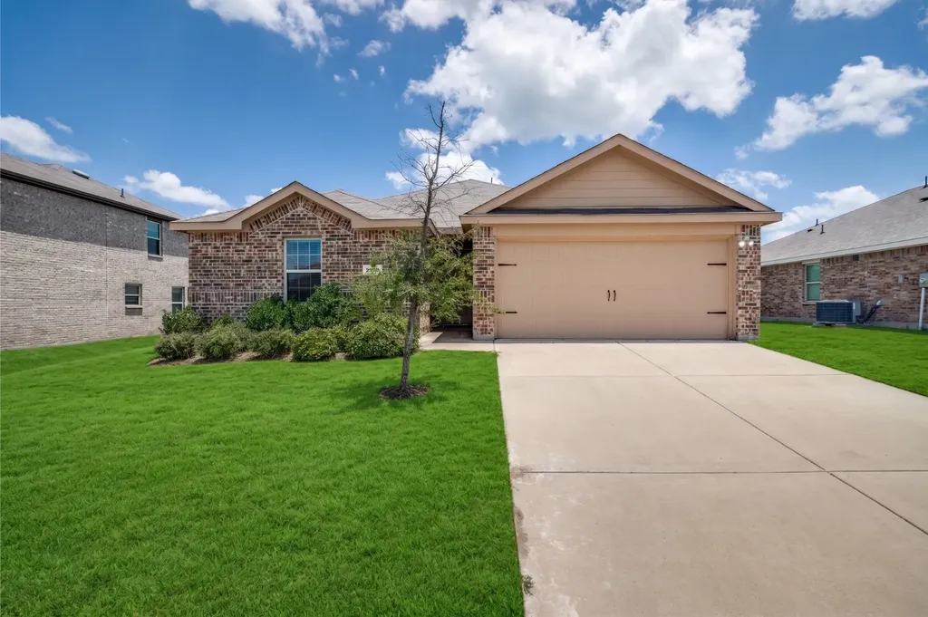 2910 Rowland Drive Seagoville TX 75159