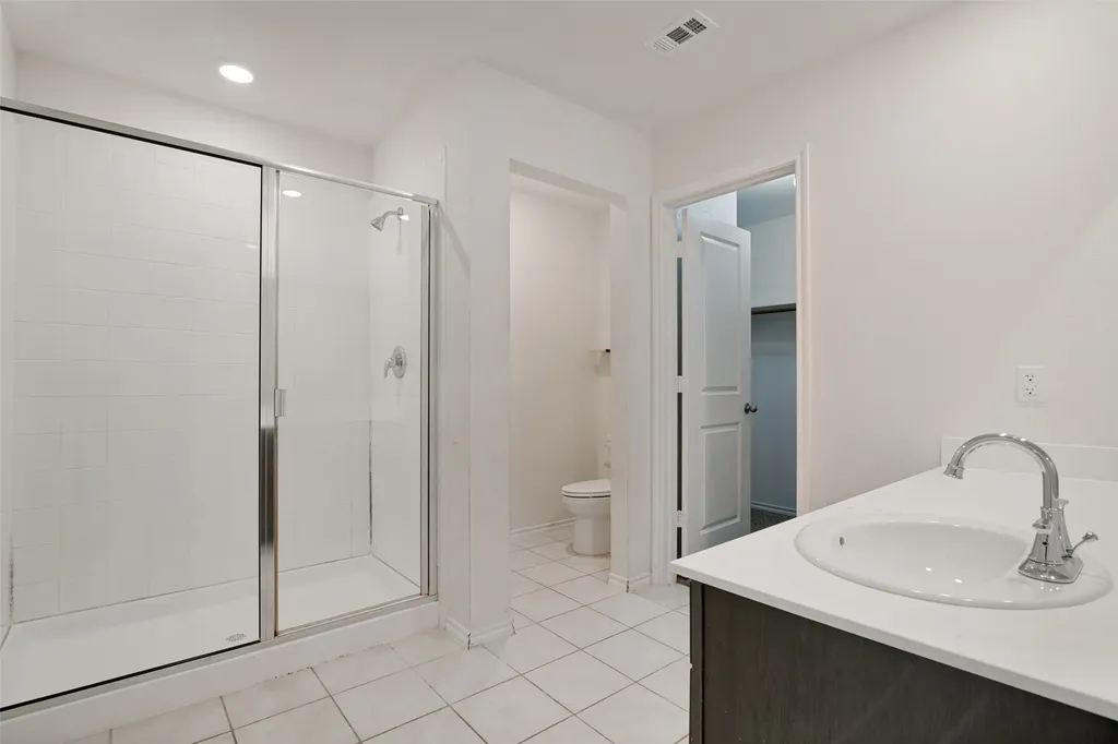 2910 Rowland Drive Seagoville TX 75159