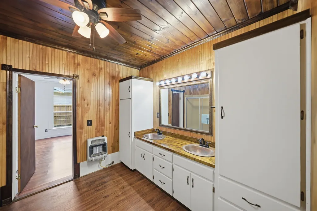 208 Frisco Street Cumby TX 75433