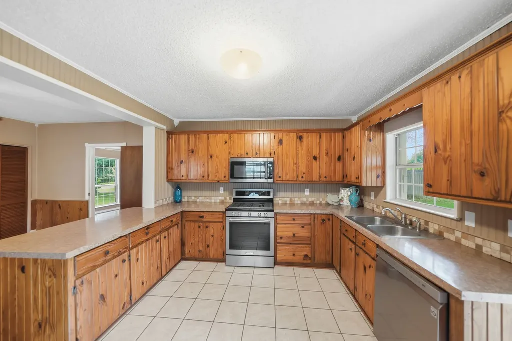 208 Frisco Street Cumby TX 75433