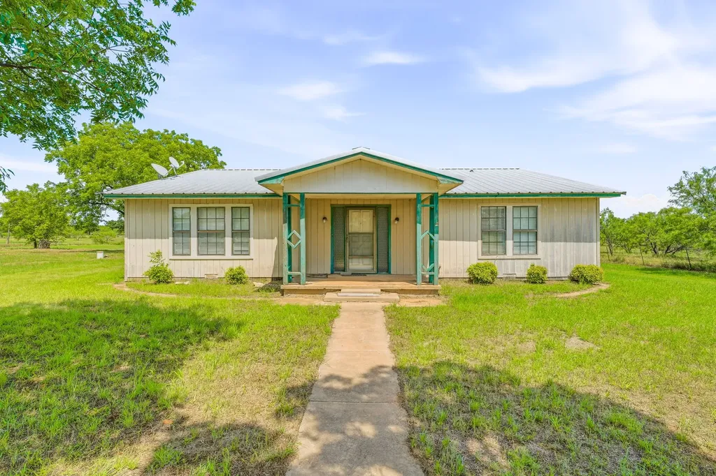 2309 County Road 295 Carbon TX 76435