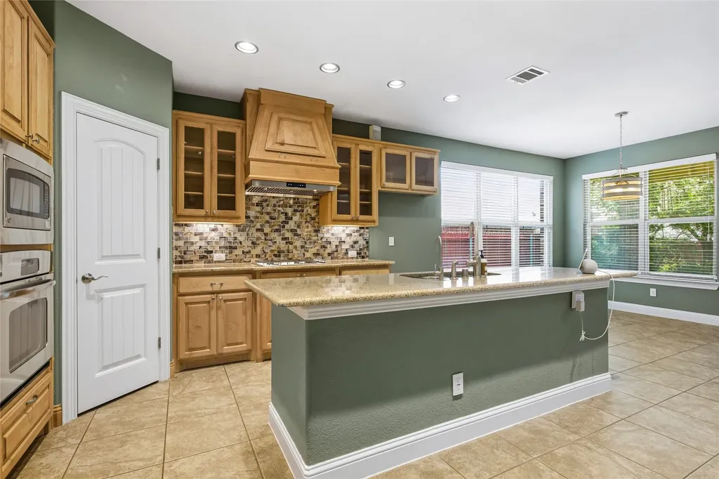 3600 Ballycastle Drive Plano TX 75074
