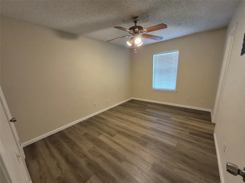 825 Springhill Drive Burleson TX 76028