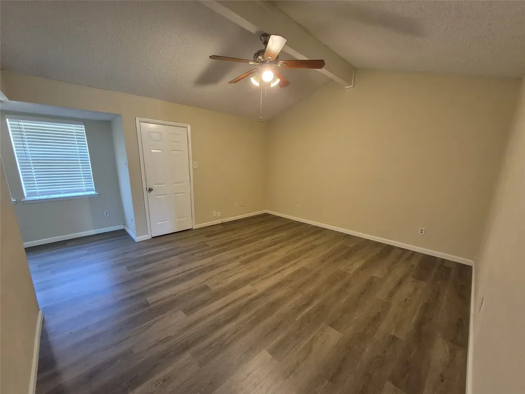 825 Springhill Drive Burleson TX 76028