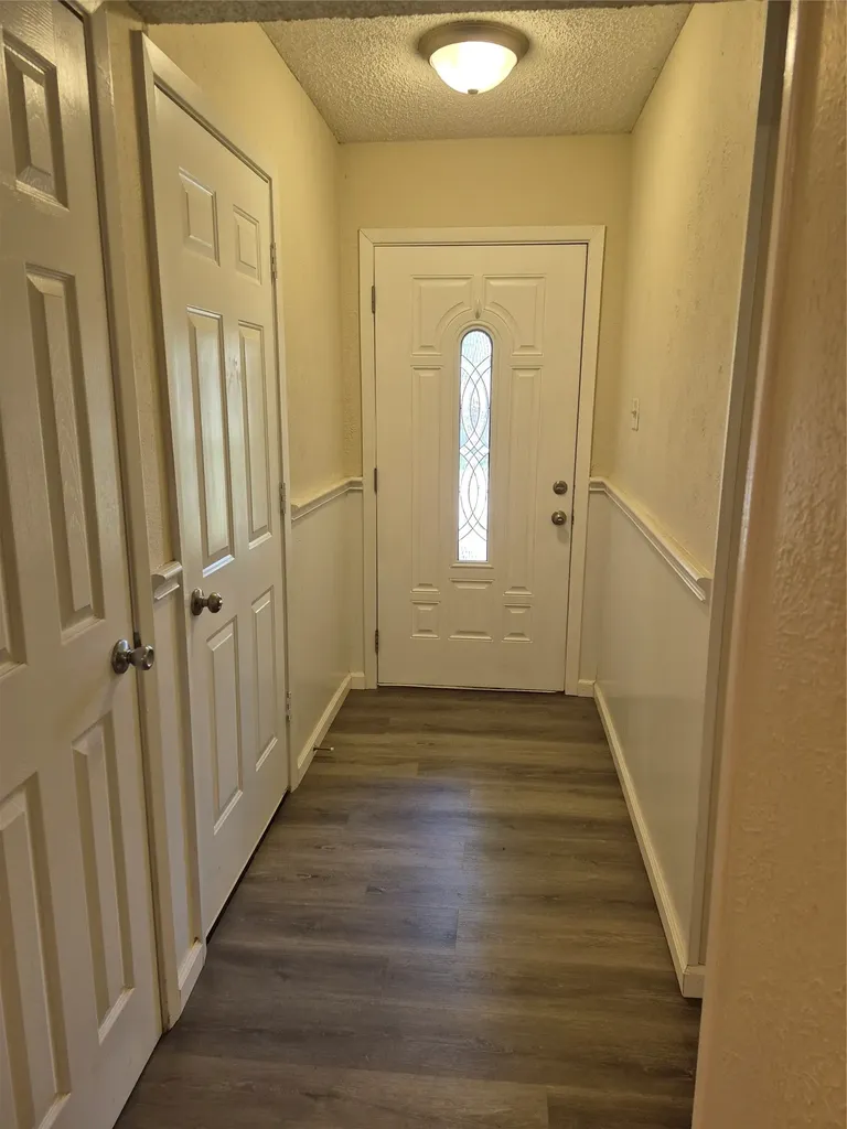 825 Springhill Drive Burleson TX 76028