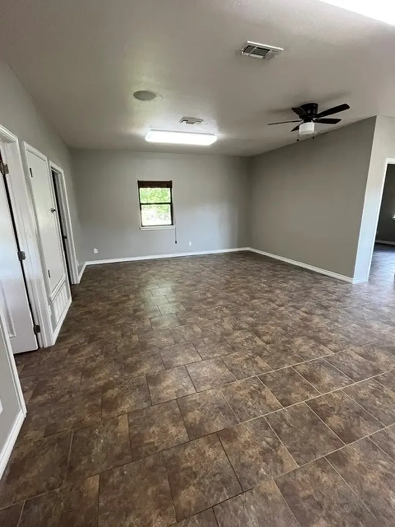 1310 N Mesquite Street N Goldthwaite TX 76844