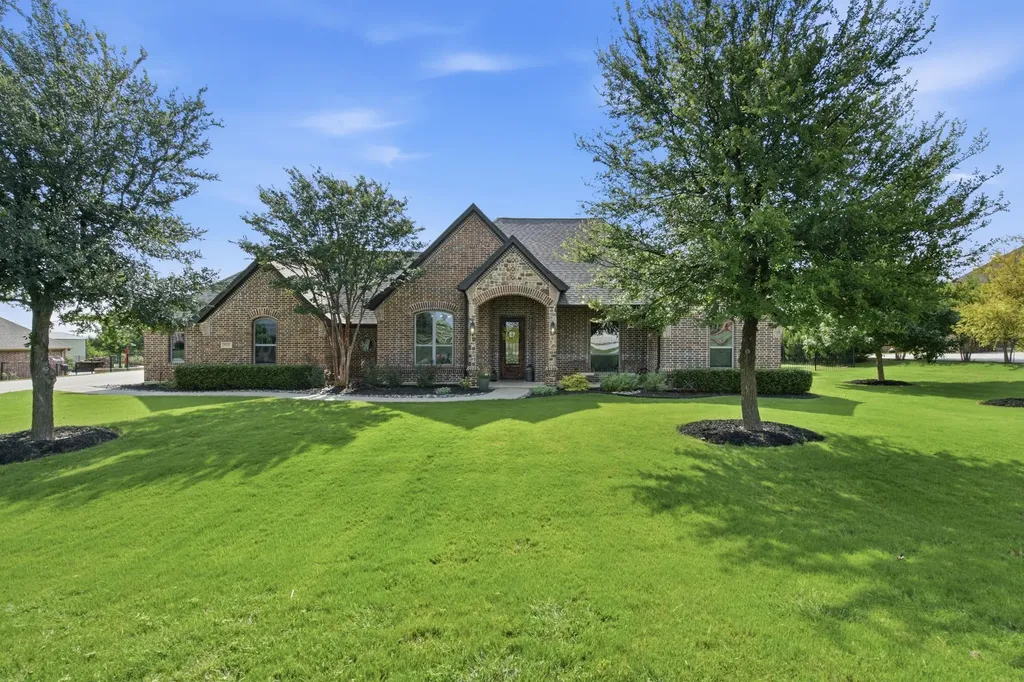 9221 Avery Ranch Way Justin TX 76247