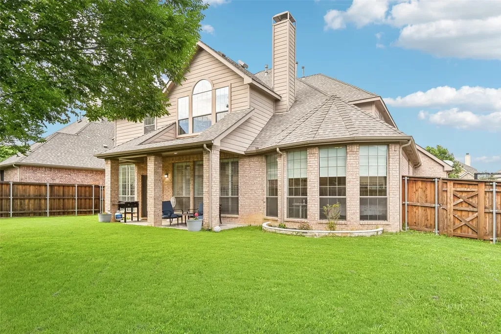 837 Moss Cliff Circle Mckinney TX 75071
