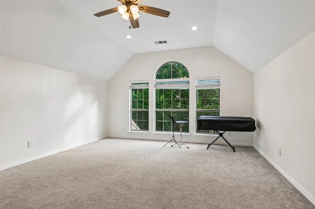 837 Moss Cliff Circle Mckinney TX 75071
