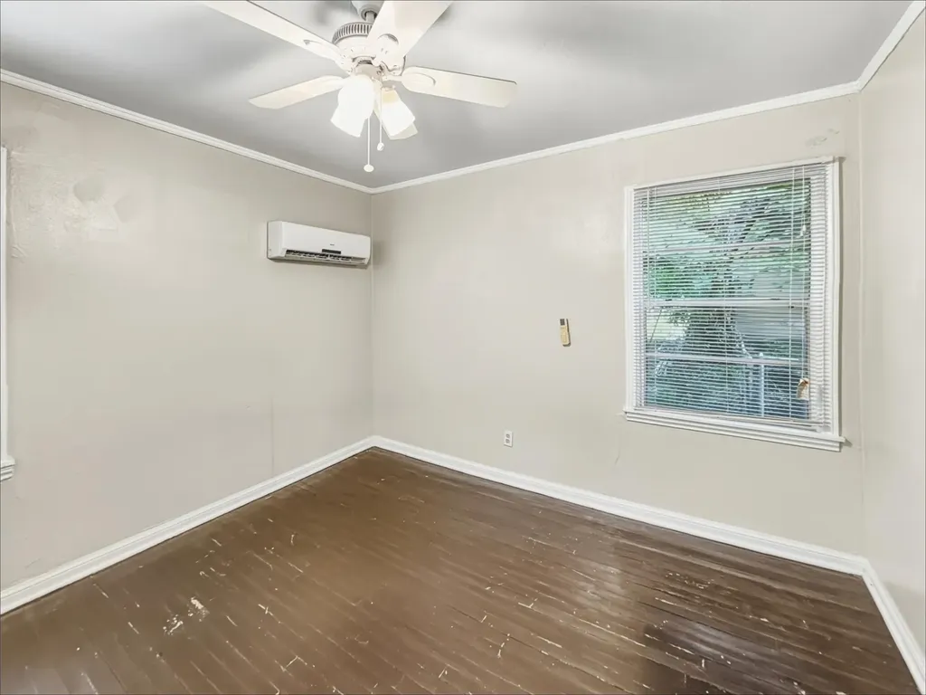 5013 Kessler Road River Oaks TX 76114