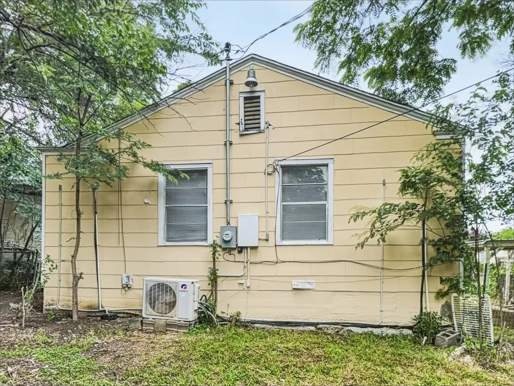 5013 Kessler Road River Oaks TX 76114